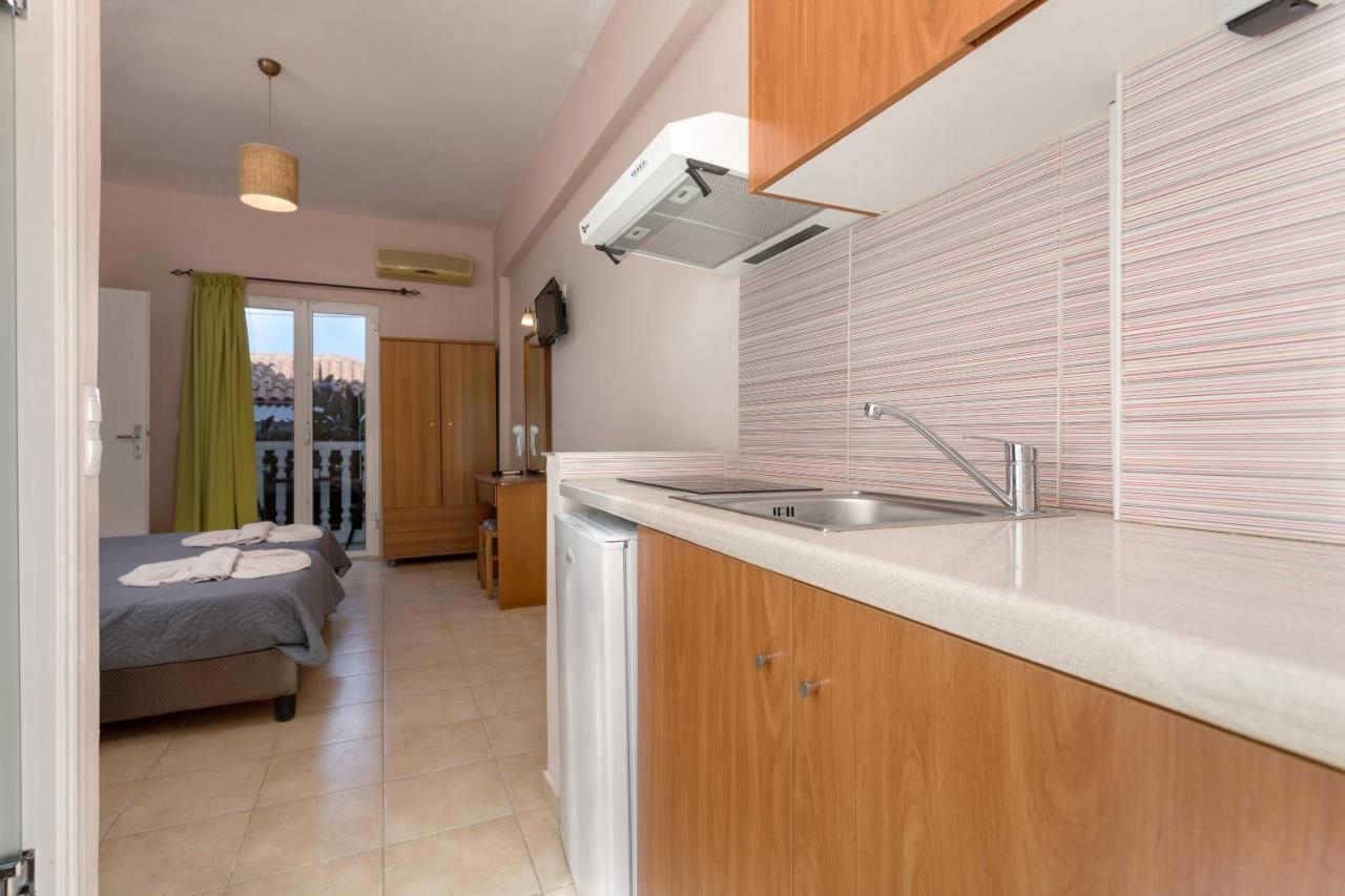 Mare Blu Studios & Suites Laganas Exterior foto