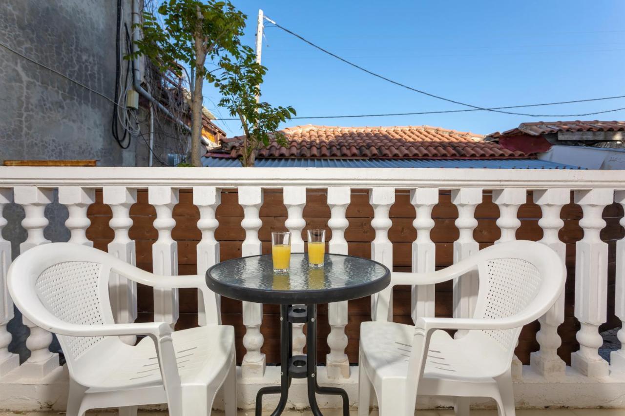 Mare Blu Studios & Suites Laganas Exterior foto
