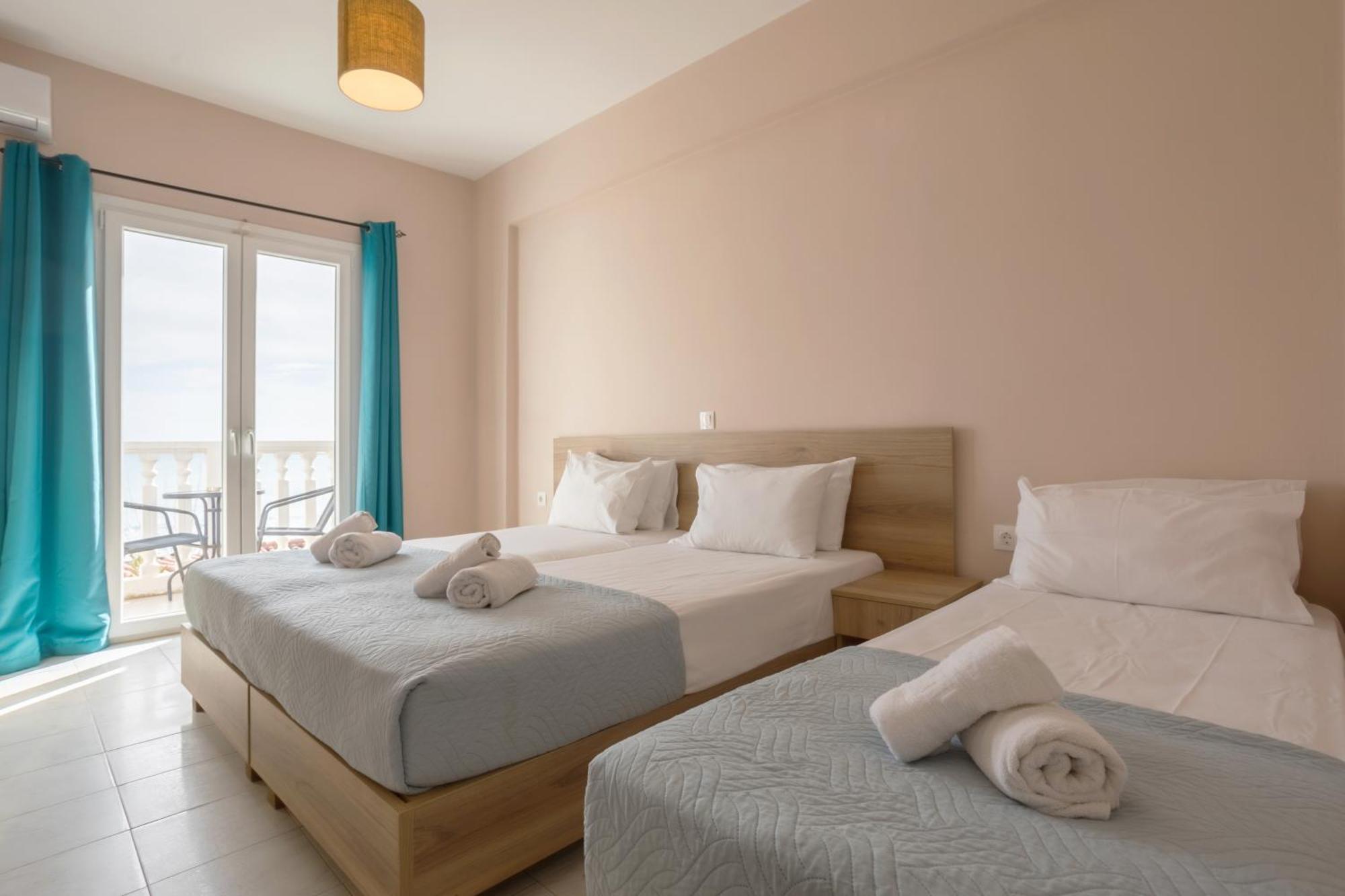 Mare Blu Studios & Suites Laganas Exterior foto