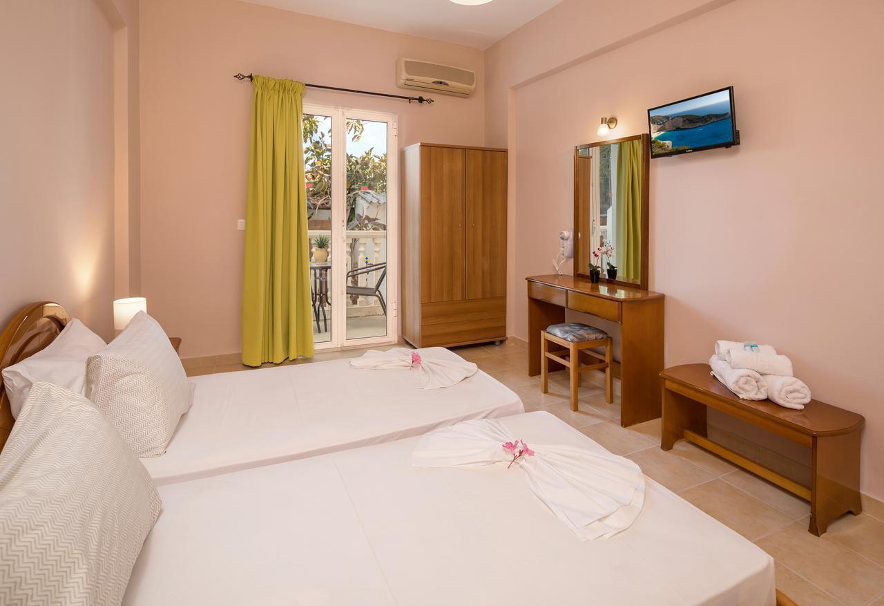 Mare Blu Studios & Suites Laganas Exterior foto